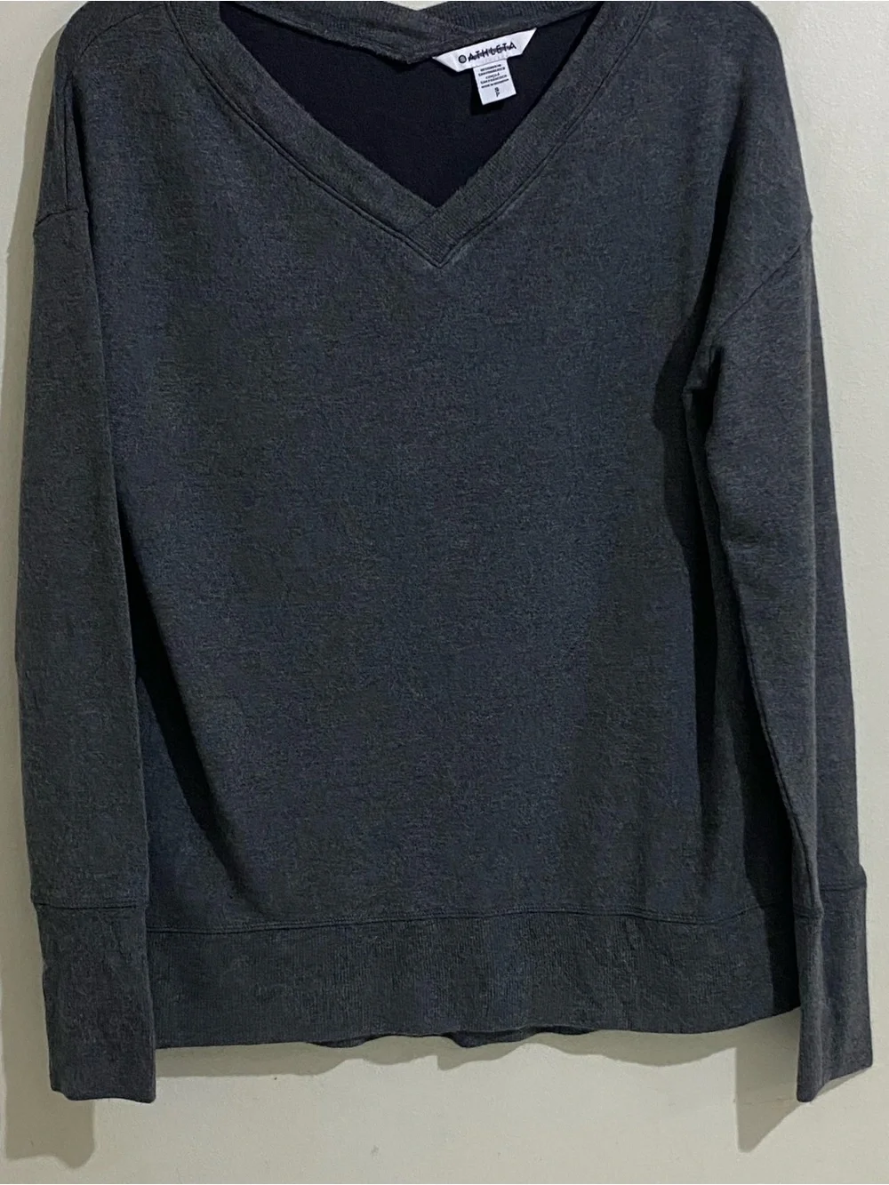 Athleta Charcoal Gray V-Neck Pullover Long Sleeve Sweatshirt Size S